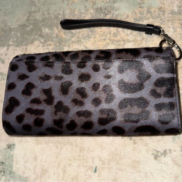 Henri Bendel Black Leopard Wallet - Picture 4 of 6